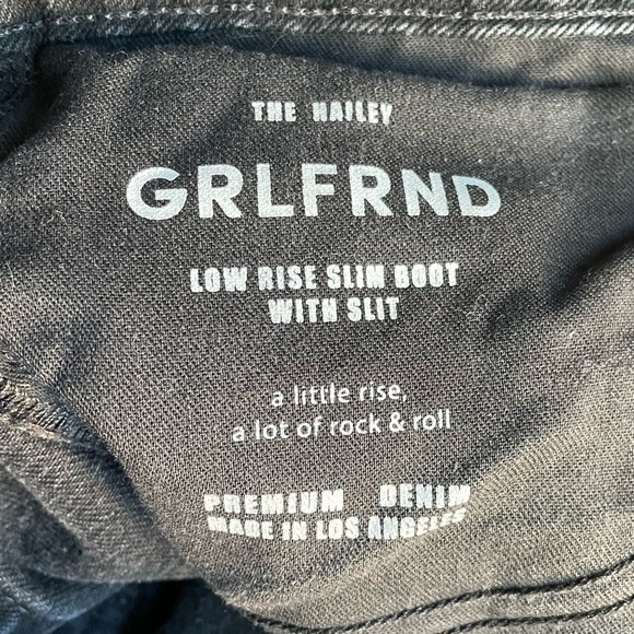 GRLFRND Hailey Low Rise Jeans In Sunset Strip Wash Slim Bootcut Hem Slits SZ 28 - Picture 15 of 16